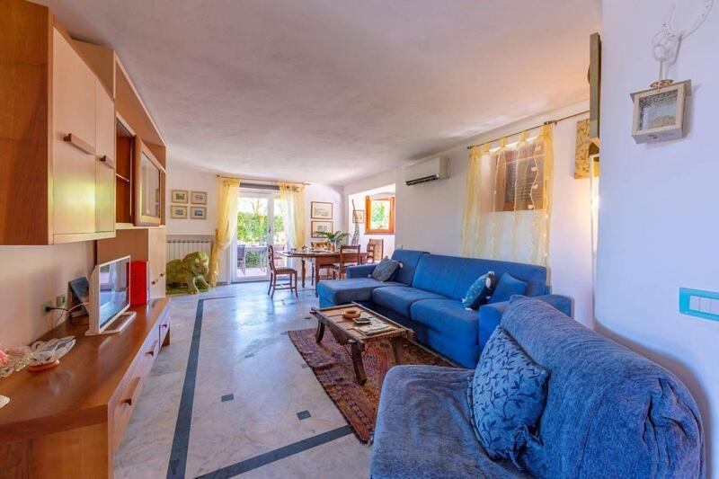 La Casa Fra Gli Ulivi Luxury Apartments With Pool Near Cinque Terre And Tuscany Monte Marcello Extérieur photo